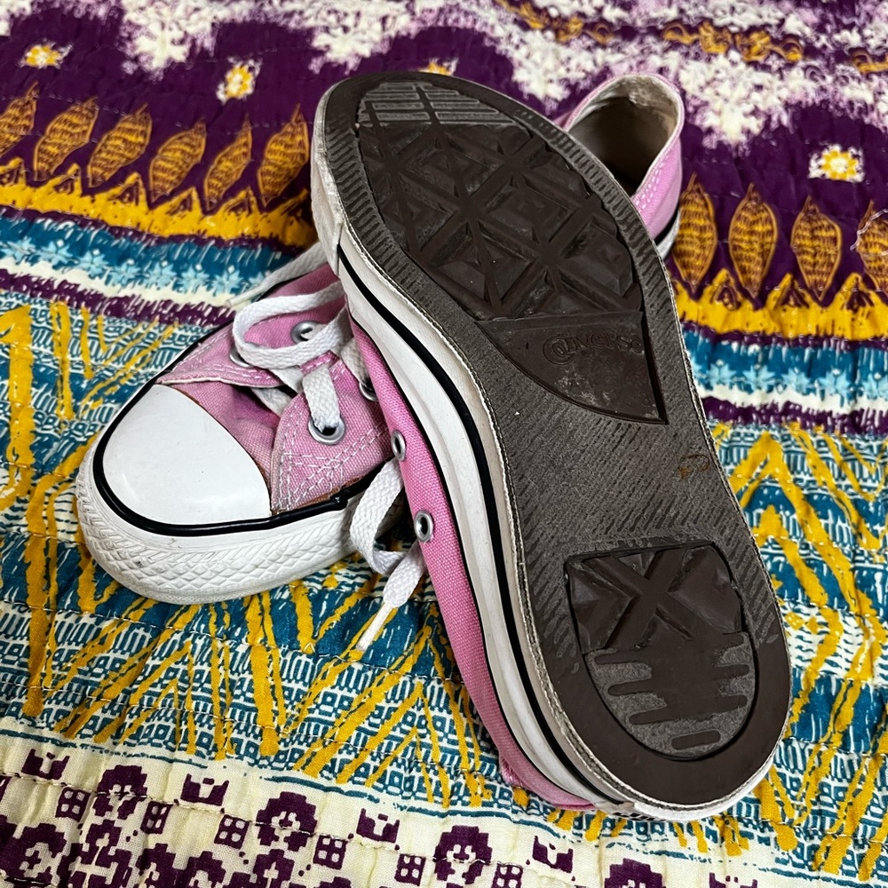 Pink Converse All-Star - Picture 2 of 8